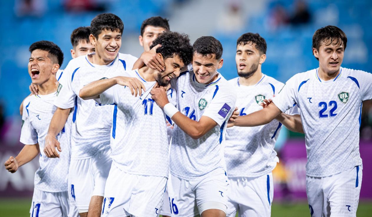 开云体育下载入口-一场2-0 让中国队可挑8强对手!赢泰国=碰韩国 附亚洲杯最新排名