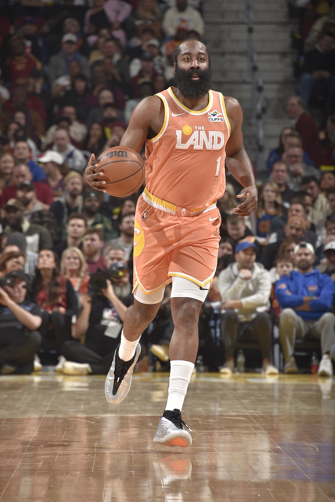 开云体育下载网址-球痴！哈登：打篮球会上瘾！我就是爱打篮球即使不赚钱也一样