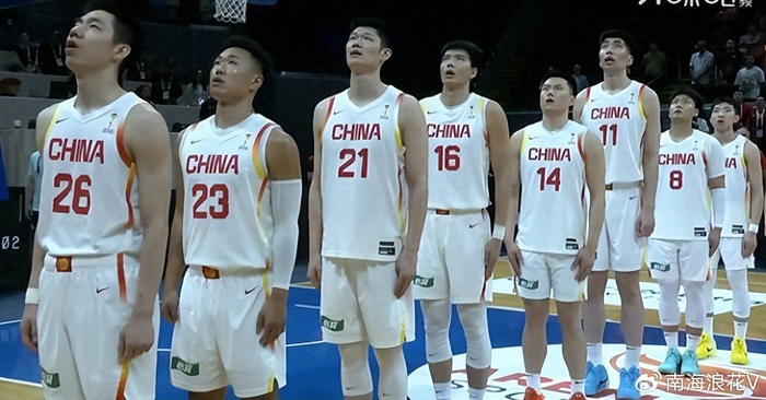 破案了!中国男篮依靠谁逆转了台北队?杨鸣发视频道出三人名字|郭士强|中国队|锋线|李弘权|中国台北队_新浪新闻