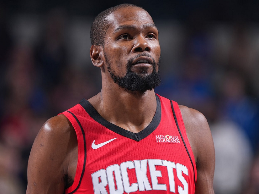 开云体育下载网页版-狂轰39分7助6记三分球！杜兰特超越老詹，又将迎来一项神级里程碑