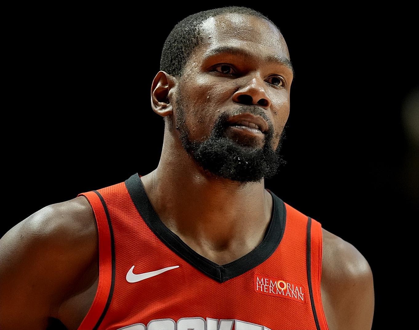 开云体育下载网页版-狂轰39分7助6记三分球！杜兰特超越老詹，又将迎来一项神级里程碑